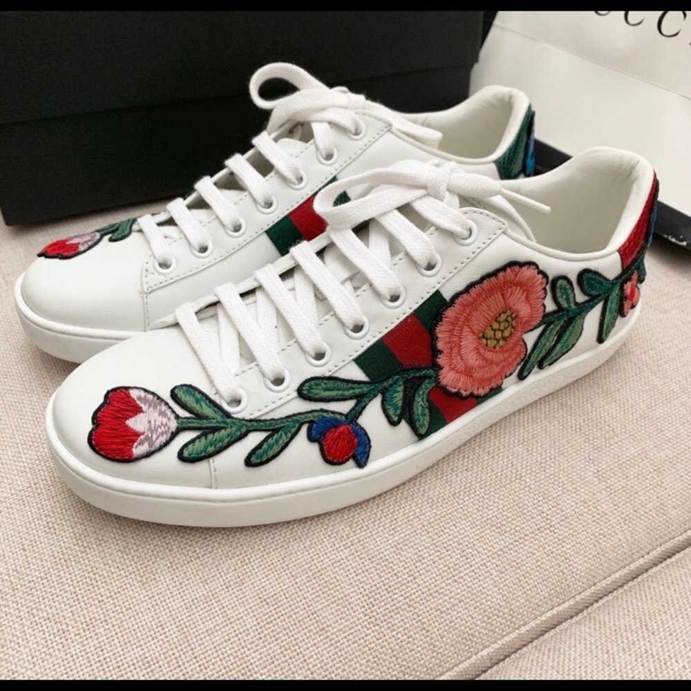 Gucci -Ace Embroidered Sneakers , 7.5 Women